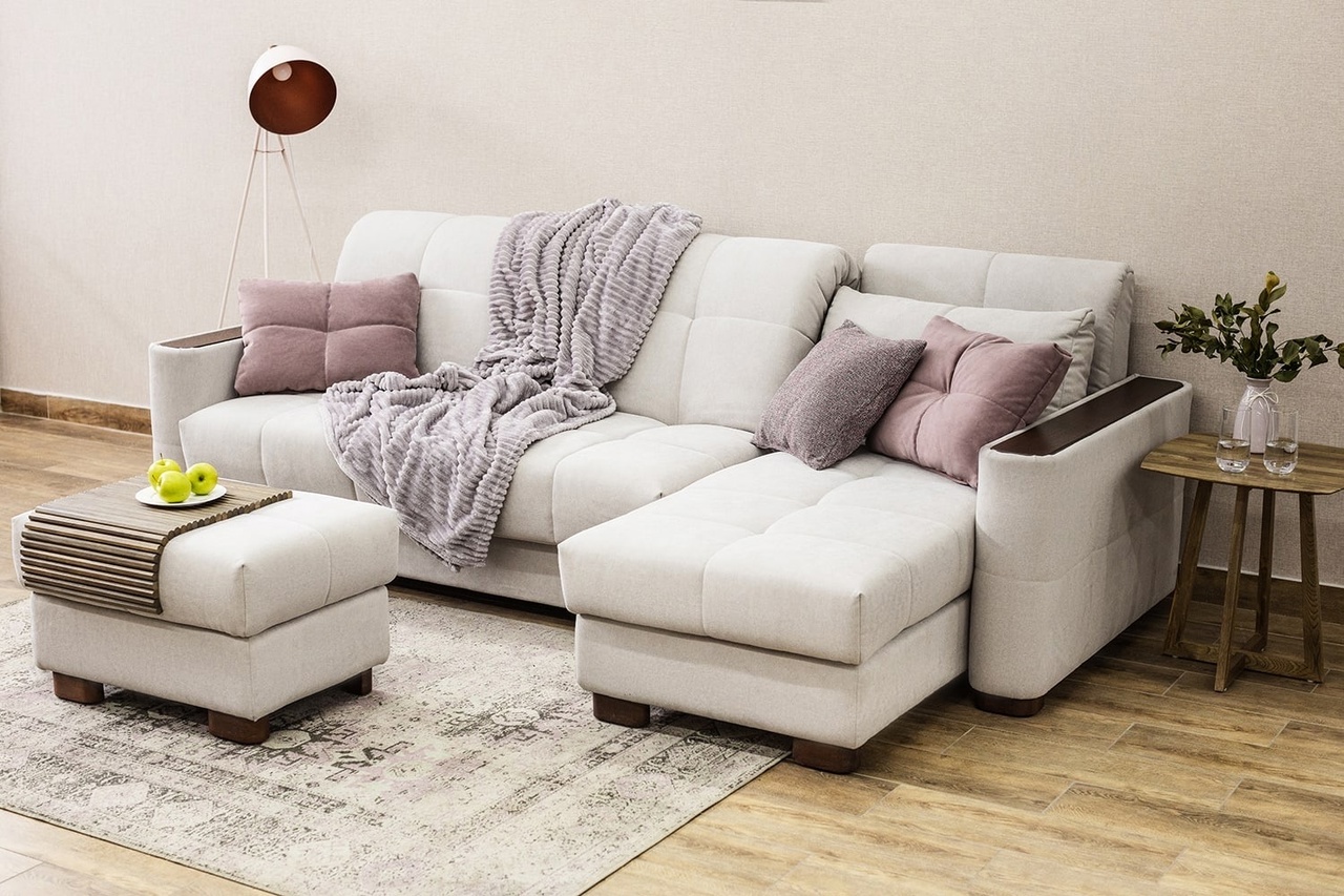 Как правильно подобрать размер углового дивана под вашу комнату
