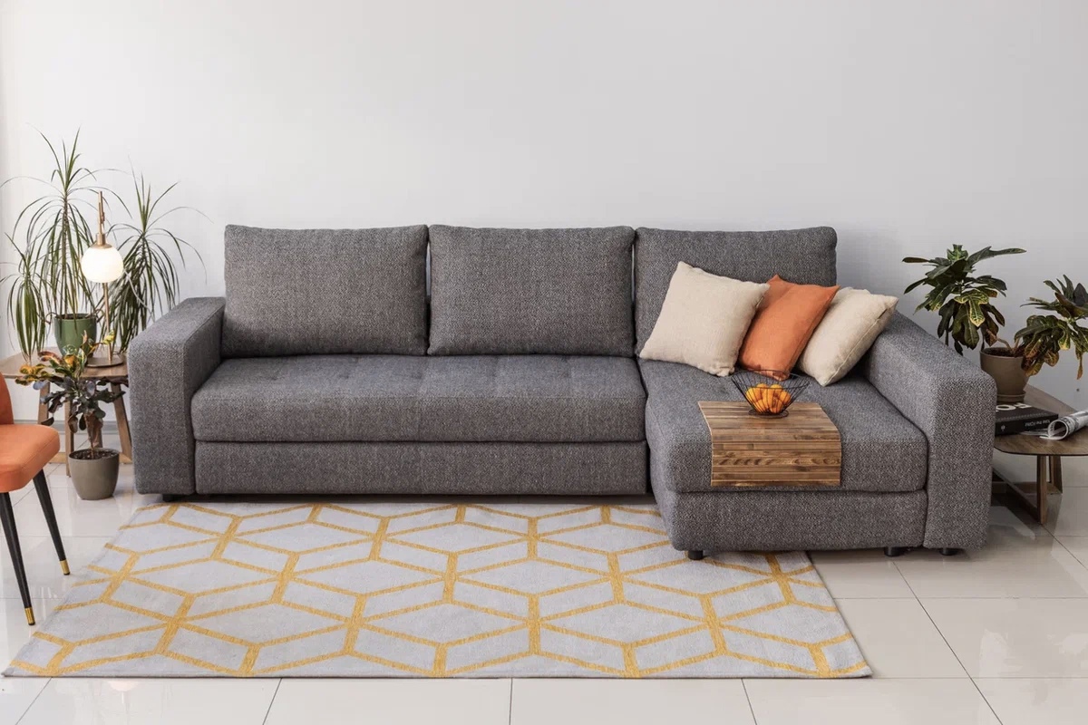Угловой диван или пара кресел: что оптимальнее для малой гостиной